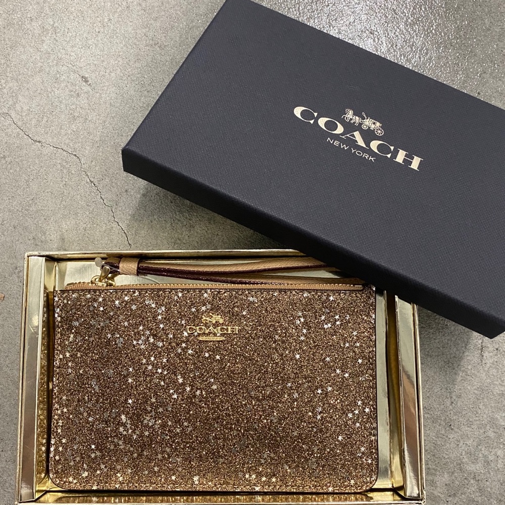 Coach holiday design wristlet gift set NWT